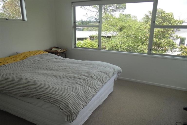Photo of property in 5 Kilduff Place, Mairangi Bay, Auckland, 0630