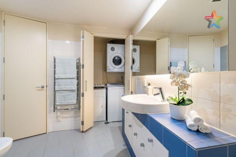 Photo of property in Kate Sheppard Apartments, 3j/42 Molesworth Street, Thorndon, Wellington, 6011