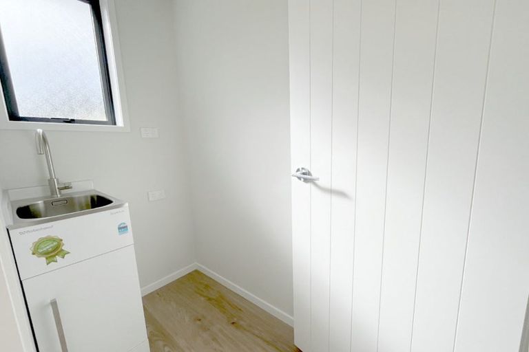 Photo of property in 10a Claridge Street, Glen Eden, Auckland, 0602