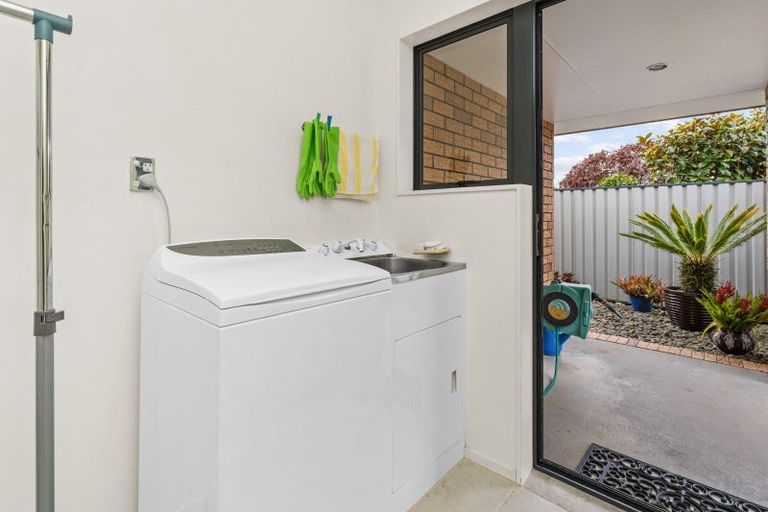 Photo of property in 18 Chatsfield Place, Te Kamo, Whangarei, 0112