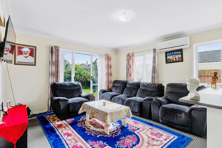Photo of property in 1/55a Woolfield Road, Papatoetoe, Auckland, 2025