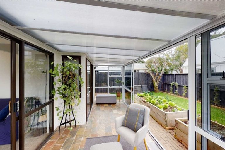 Photo of property in 126 The Circle, Manly, Whangaparaoa, 0930