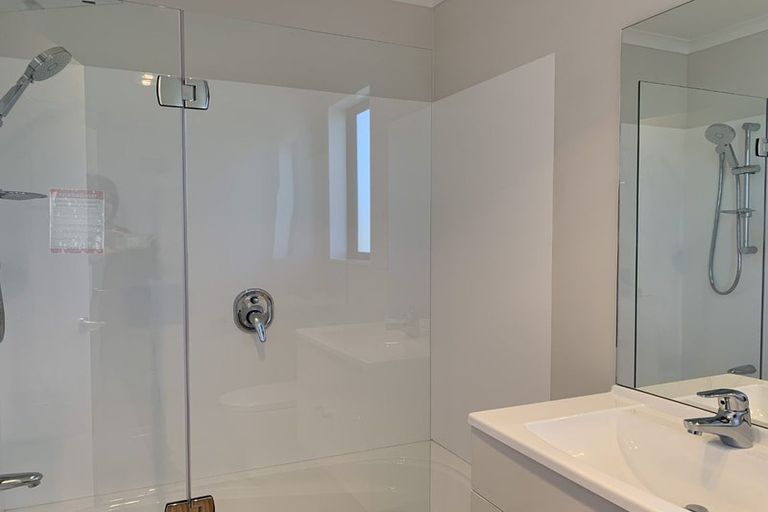 Photo of property in 10c Rosier Road, Glen Eden, Auckland, 0602