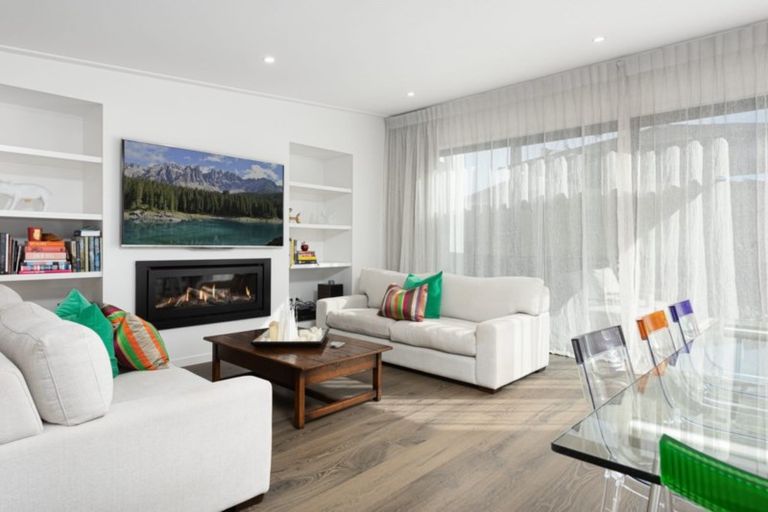 Photo of property in 118a Muricata Avenue, Mount Maunganui, 3116