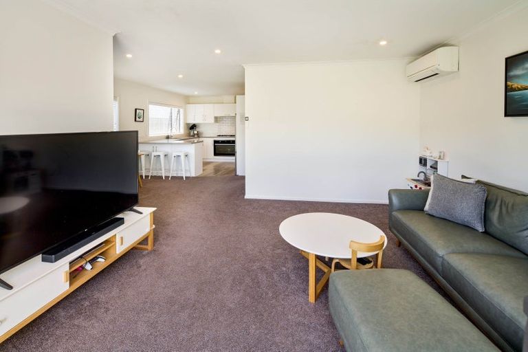 Photo of property in 9 Martha Turnell Crescent, Manor Park, Lower Hutt, 5019
