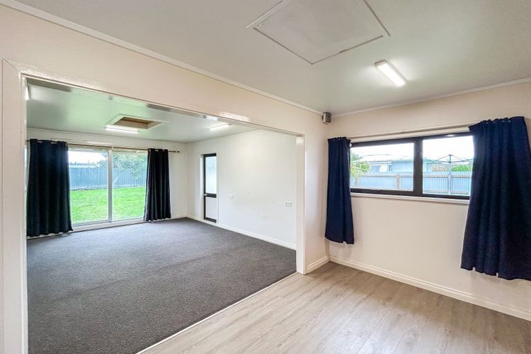 Photo of property in 120 Queen Street West, Levin, 5510