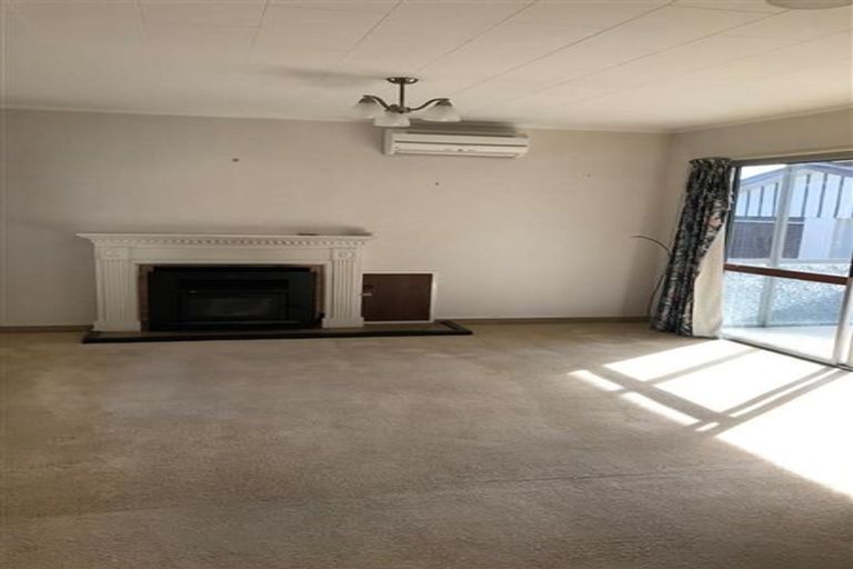 Photo of property in 8 Bennelong Place, Havelock North, 4130