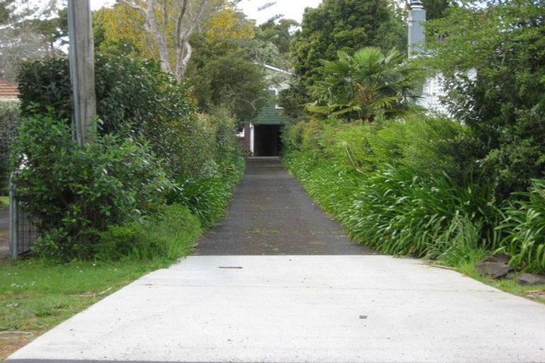 Photo of property in 42 Waimarie Road, Whenuapai, Auckland, 0618