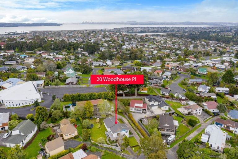 Photo of property in 20 Woodhouse Place, West Harbour, Auckland, 0618