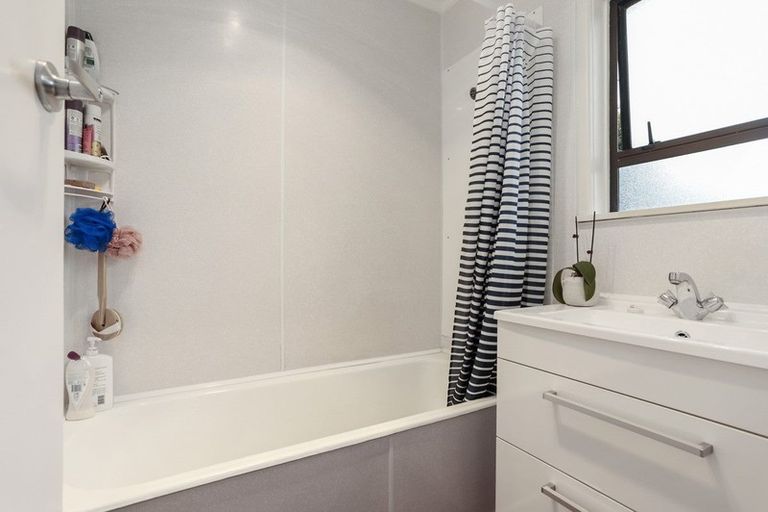 Photo of property in 208 Royal Road, Massey, Auckland, 0614