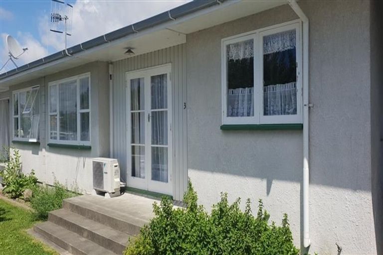 Photo of property in 3/14 Cornwall Road, Taradale, Napier, 4112