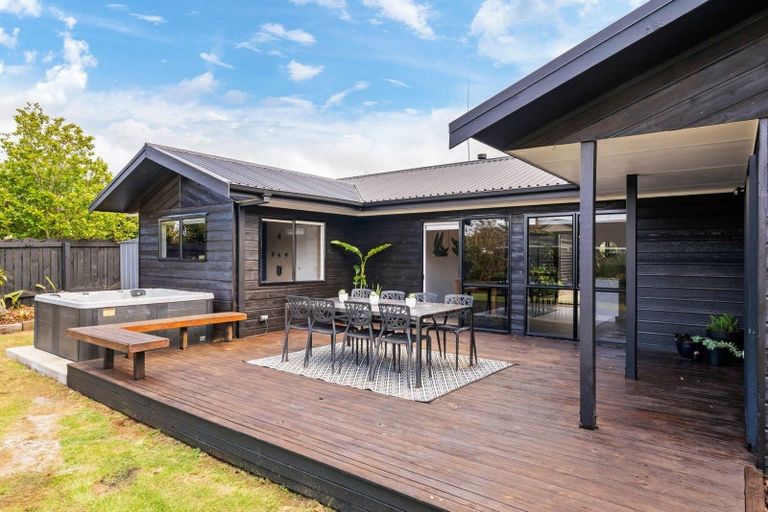 Photo of property in 15 Heron Place, Maunu, Whangarei, 0110