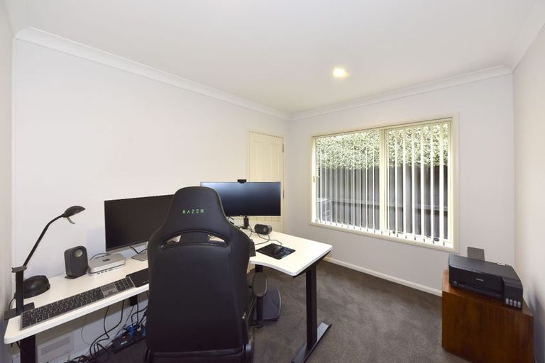 Photo of property in 14 Parkside Crescent, Northwood, Christchurch, 8051