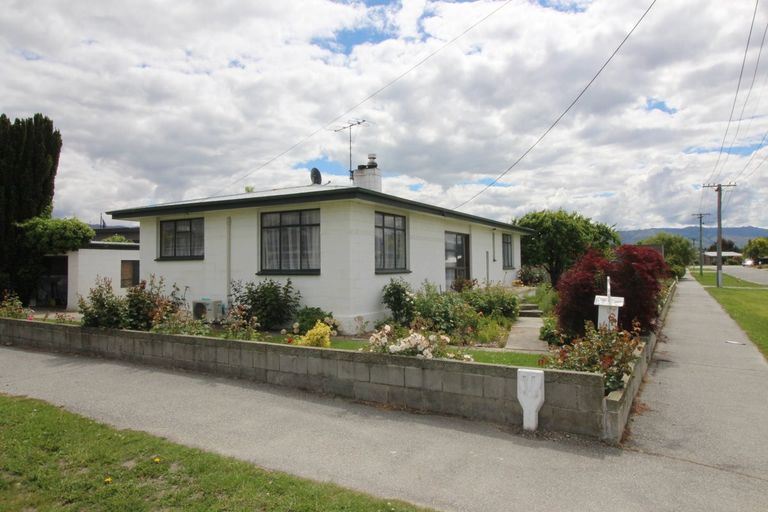 Photo of property in 2 Schaumann Street, Alexandra, 9320