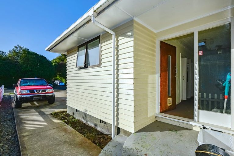 Photo of property in 46 Athol Terrace, Upper Riccarton, Christchurch, 8041