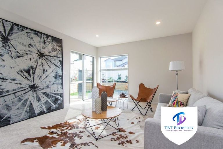 Photo of property in 14 Irongate Avenue, Ranui, Auckland, 0612