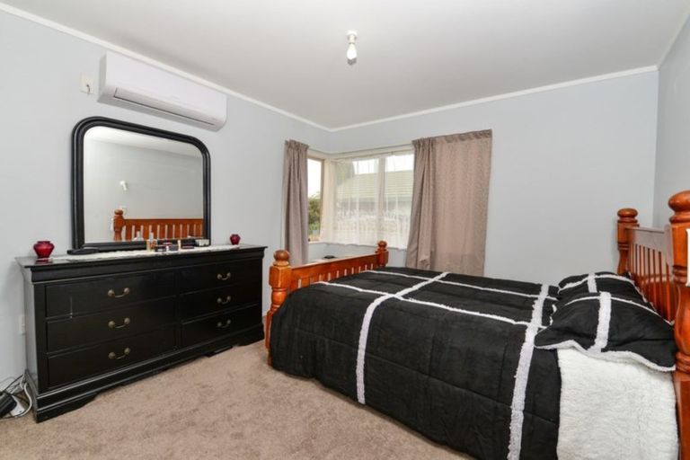 Photo of property in 37 Lloyd Drive, Nawton, Hamilton, 3200