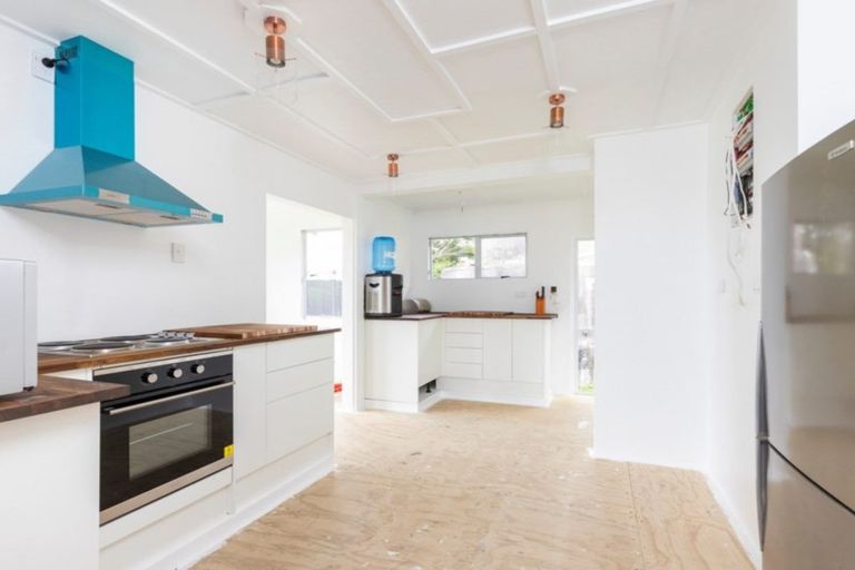 Photo of property in 84 Ocean View Road, Te Arai, Wellsford, 0974