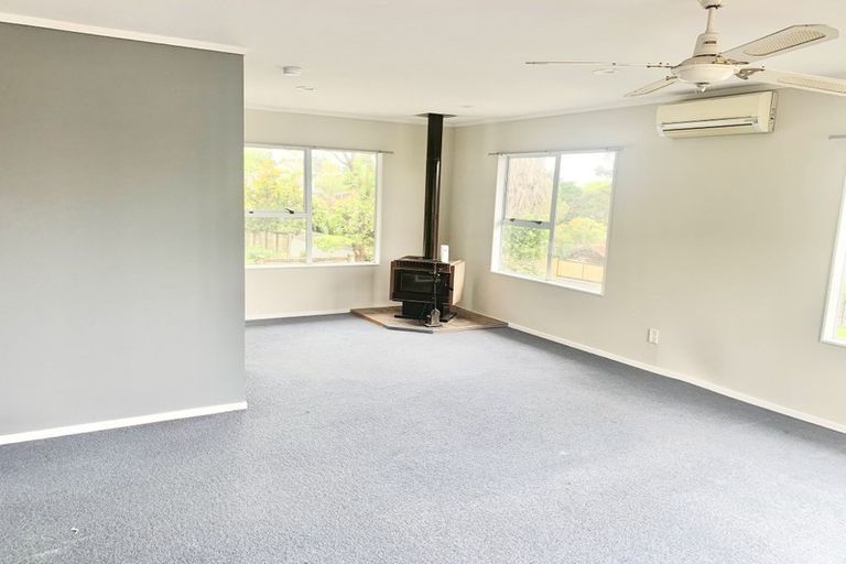 Photo of property in 58 Vintage Drive, Henderson, Auckland, 0612