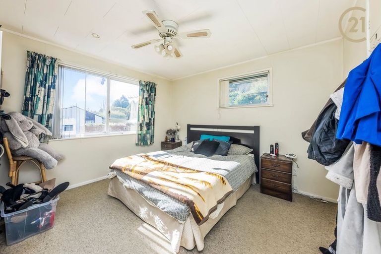 Photo of property in 42 Mack Place, Red Hill, Papakura, 2110