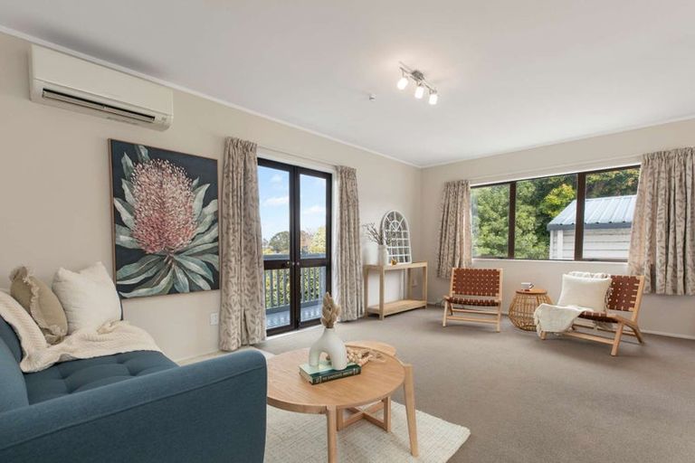 Photo of property in 11 Constable Road, Waiuku, 2123