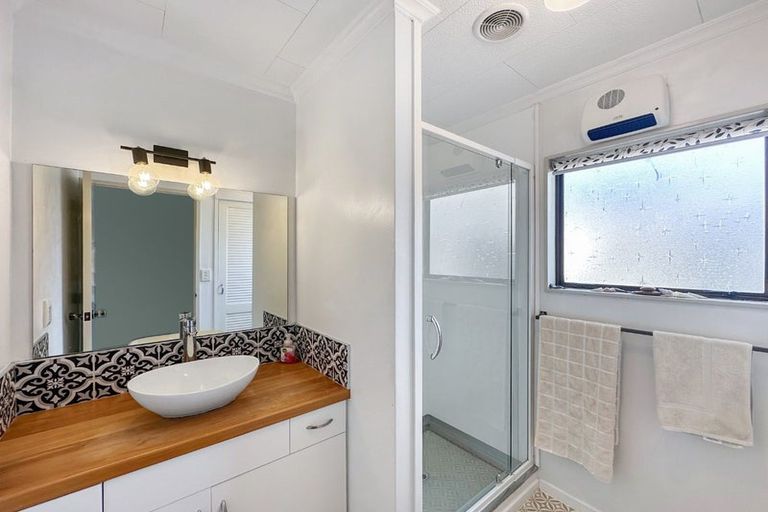 Photo of property in 8a Church Place, Whanganui, 4500