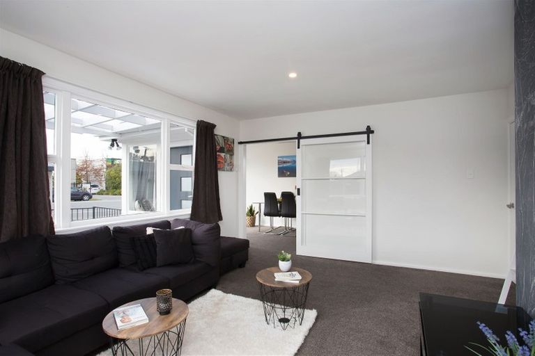 Photo of property in 117 Sawyers Arms Road, Northcote, Christchurch, 8052