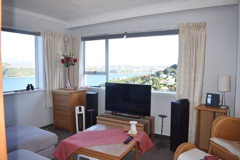 Photo of property in Grafon Court Flats, 7/53 Grafton Road, Roseneath, Wellington, 6011