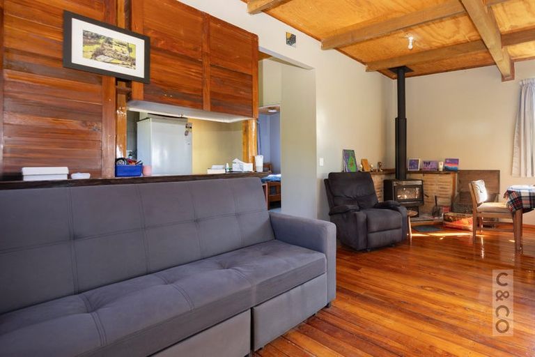 Photo of property in 35a Fork Road, Kumeu, 0891