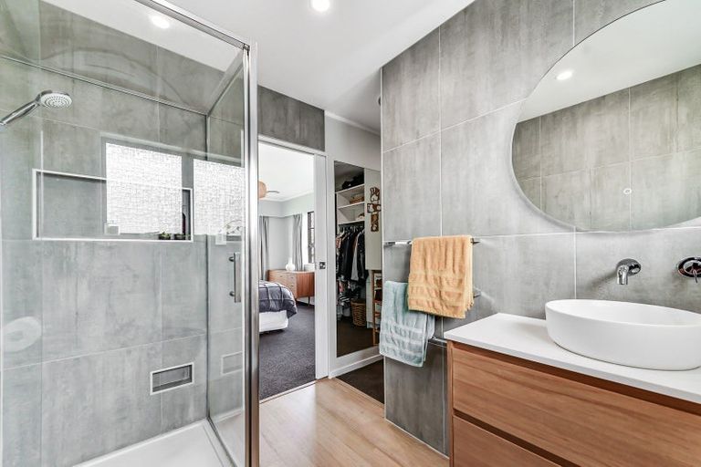 Photo of property in 127 Amanda Avenue, Dinsdale, Hamilton, 3204