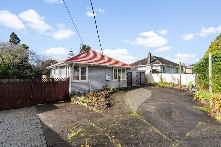Photo of property in 9 Wilsher Crescent, Henderson, Auckland, 0612
