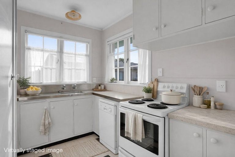 Photo of property in 10b Duncan Road, St Andrews, Hamilton, 3200