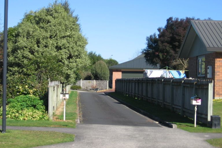 Photo of property in 37 Admiral Crescent, Flagstaff, Hamilton, 3210