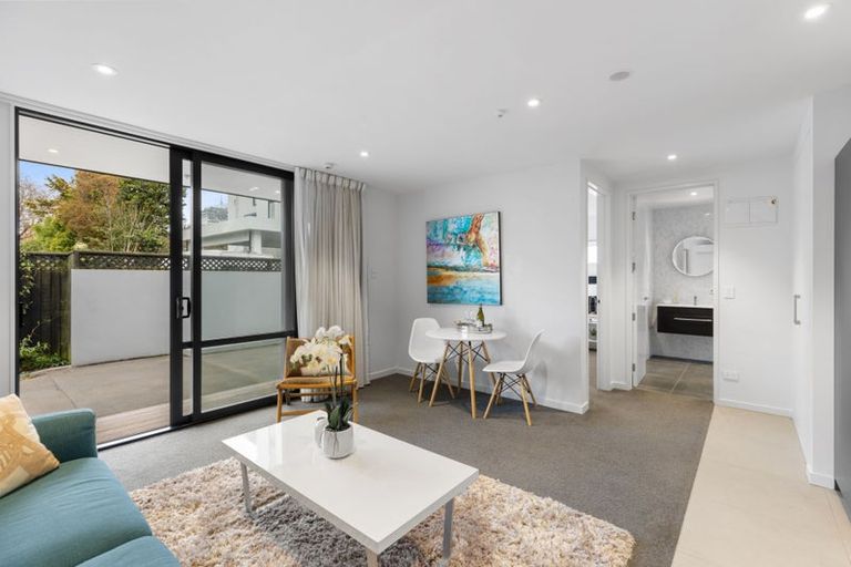 Photo of property in 9/12 Latimer Square, Christchurch Central, Christchurch, 8011