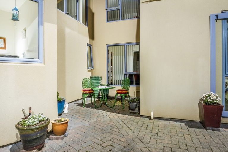 Photo of property in 288 Glenvar Road, Torbay, Auckland, 0630