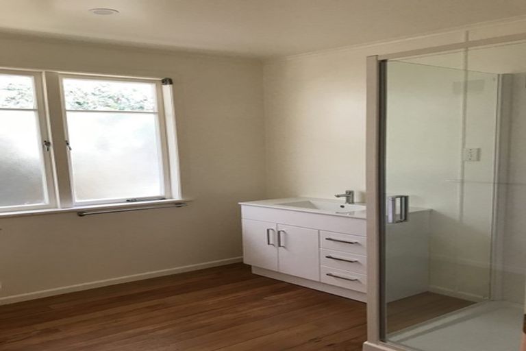 Photo of property in 5 Carrington Avenue, Hillcrest, Hamilton, 3216