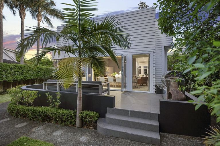 Photo of property in 3 Minnehaha Avenue, Takapuna, Auckland, 0622