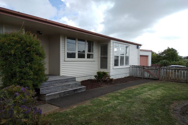 Photo of property in 2 Price Crescent, Mount Wellington, Auckland, 1060