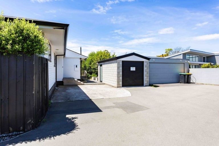 Photo of property in 402 Ilam Road, Bryndwr, Christchurch, 8053