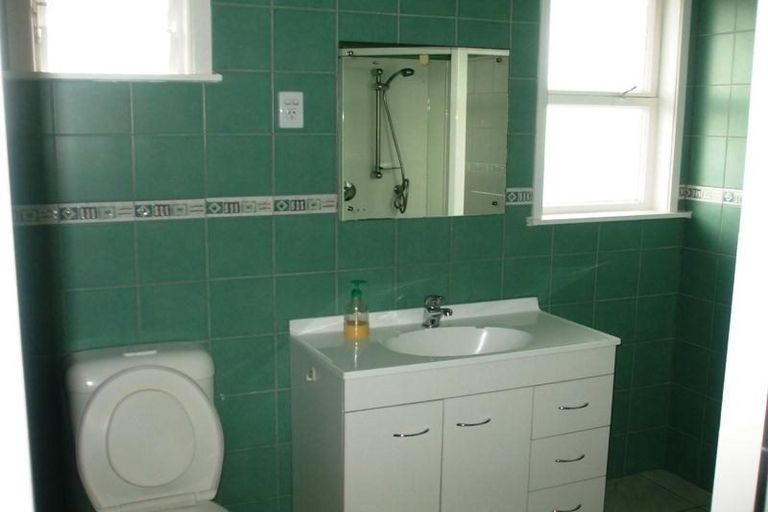 Photo of property in 44 Thompson Terrace, Manurewa, Auckland, 2102