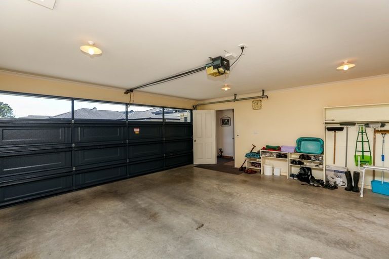 Photo of property in 14 Belt Road, Moturoa, New Plymouth, 4310