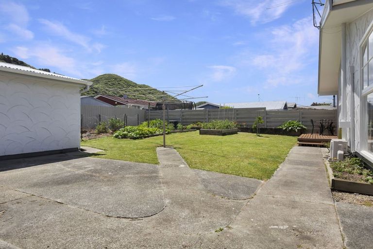 Photo of property in 186 California Drive, Totara Park, Upper Hutt, 5018