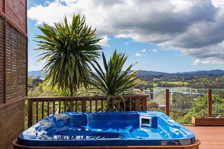 Photo of property in 61 Oromahoe Road, Opua, 0200