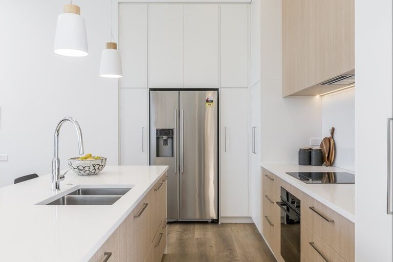 Photo of property in 5/14 Tamariki Avenue, Orewa, 0931