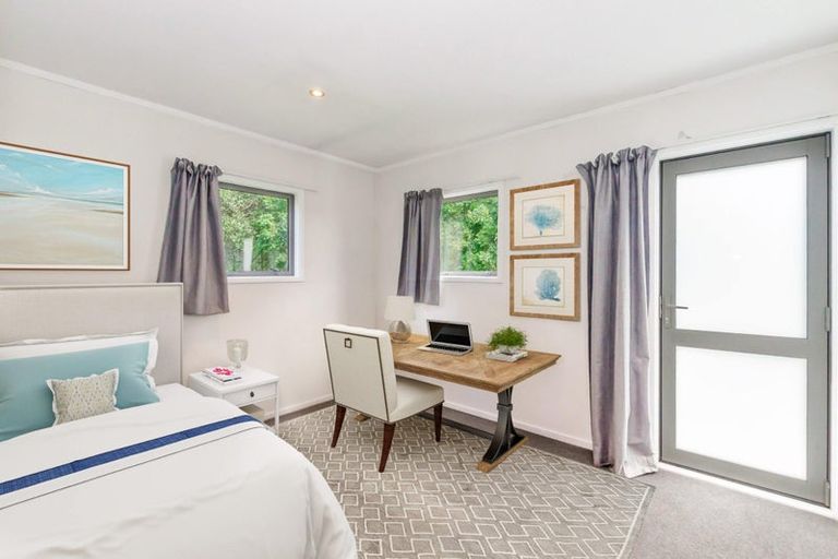 Photo of property in 11 Hicks Crescent, Waikanae Beach, Waikanae, 5036