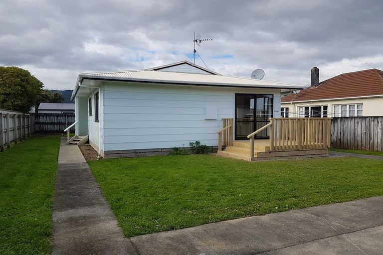 Photo of property in 2/22 Gadsby Street, Avalon, Lower Hutt, 5011