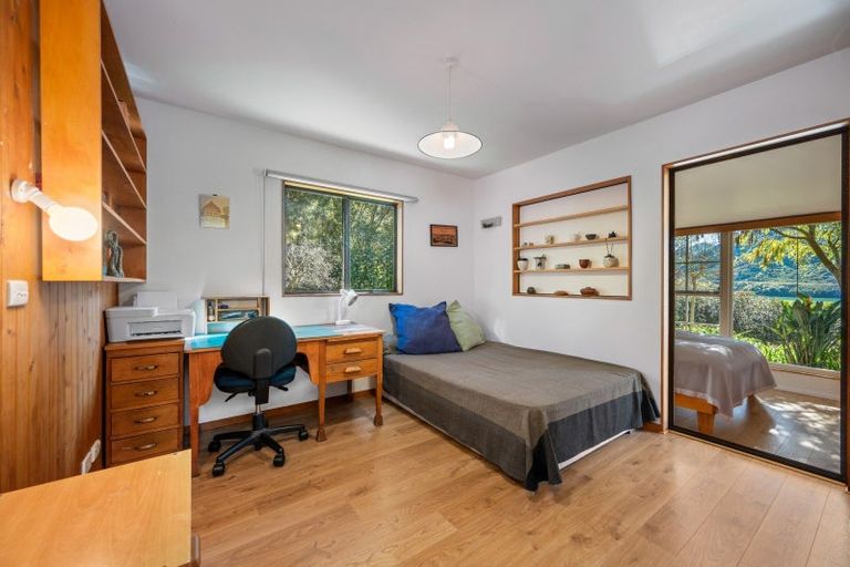 Photo of property in 810a Queen Charlotte Drive, Havelock, 7281