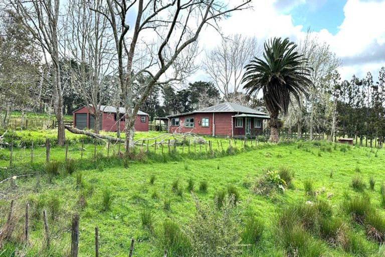 Photo of property in 234 Forestry Road, Waitoki, Kaukapakapa, 0871