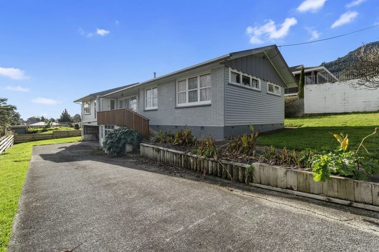 Photo of property in 8 Burgess Street, Te Aroha, 3320