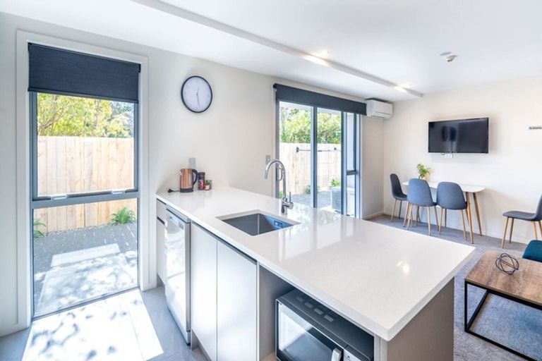 Photo of property in 2/871 Colombo Street, Christchurch Central, Christchurch, 8013